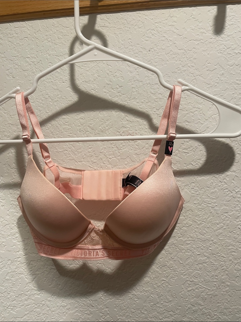 Victoria's Secret Pale Pink Padded T-Shirt Bra